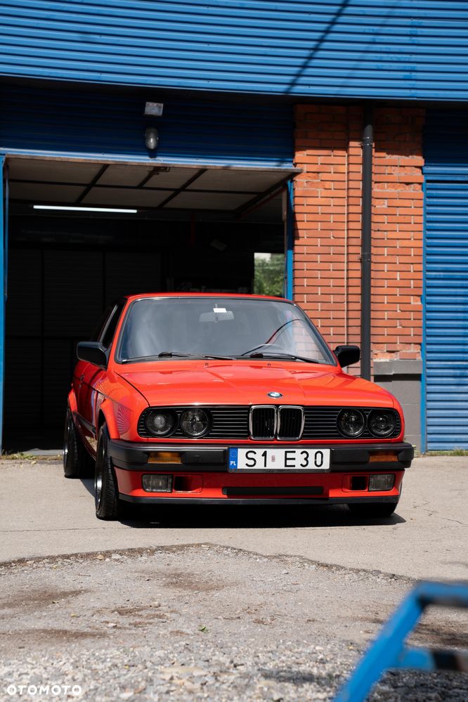 BMW Seria 3 328i - 1