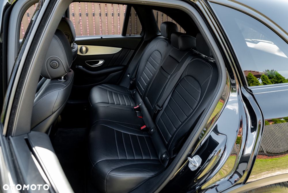 Mercedes-Benz GLC 250 4Matic 9G-TRONIC - 19