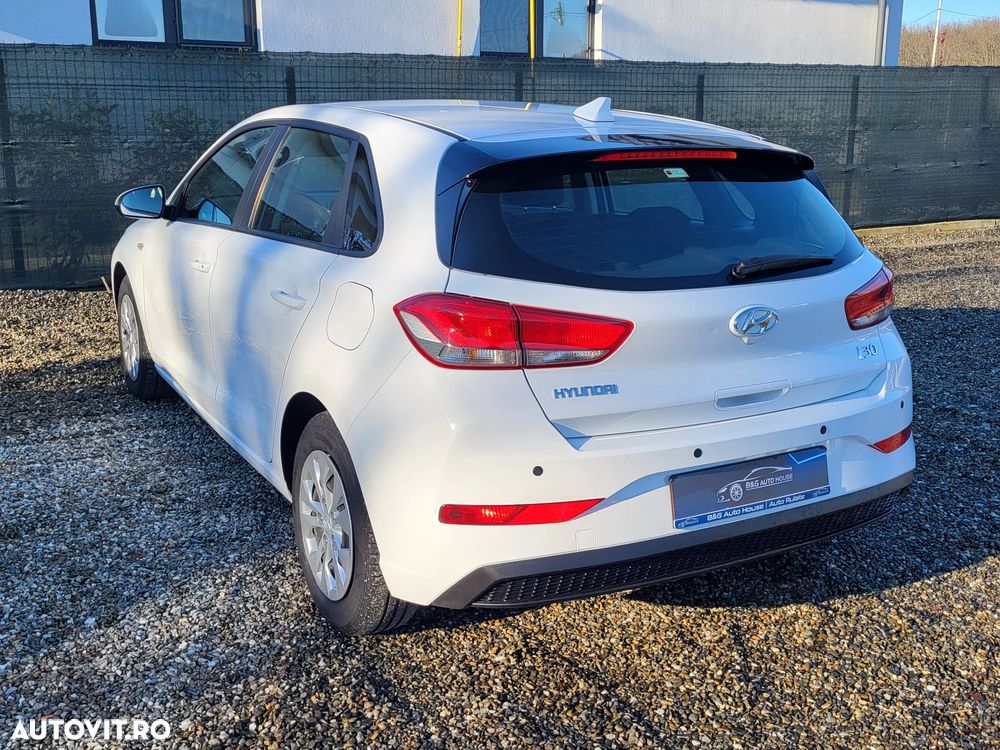 Hyundai i30 1.5 110CP 5DR M/T Comfort - 3