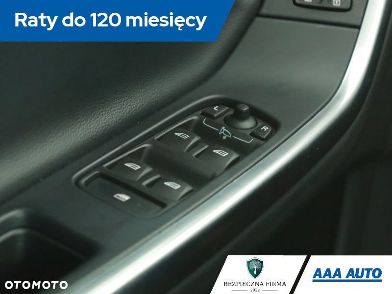 Volvo S60 - 16