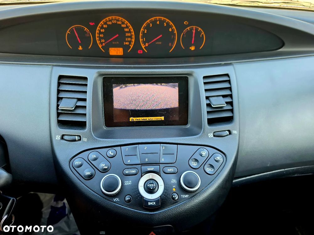Nissan Primera 1.8 Visia + - 8