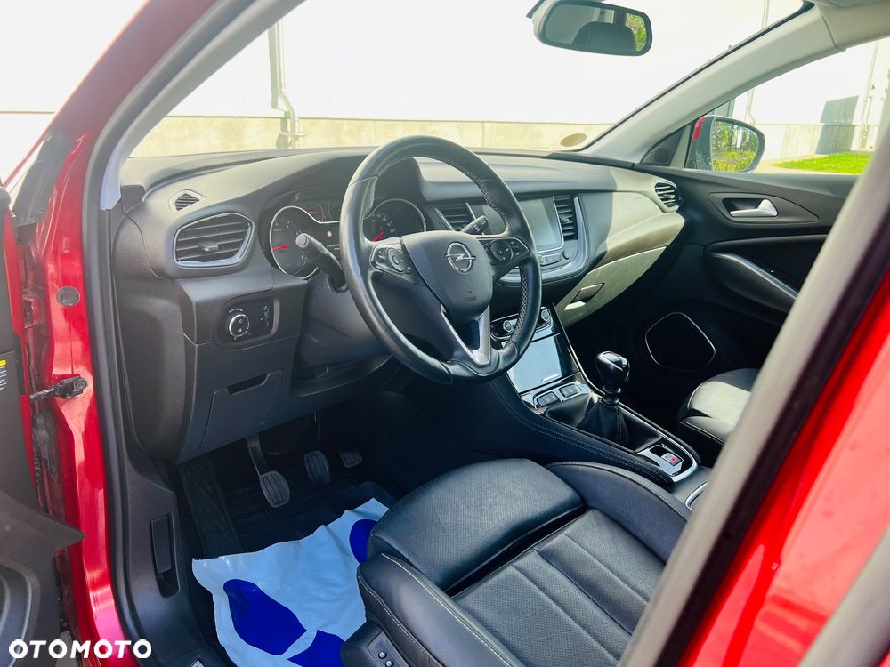 Opel Grandland X 1.2 Start/Stop Business INNOVATION - 27