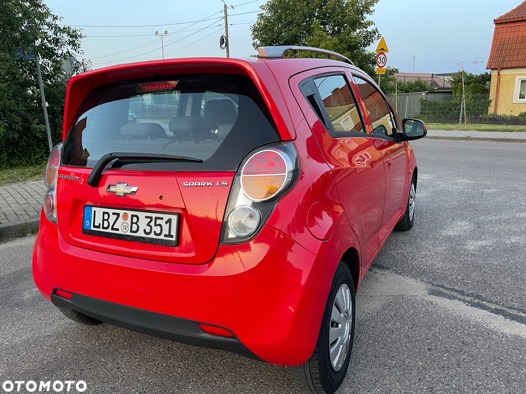 Chevrolet Spark - 10