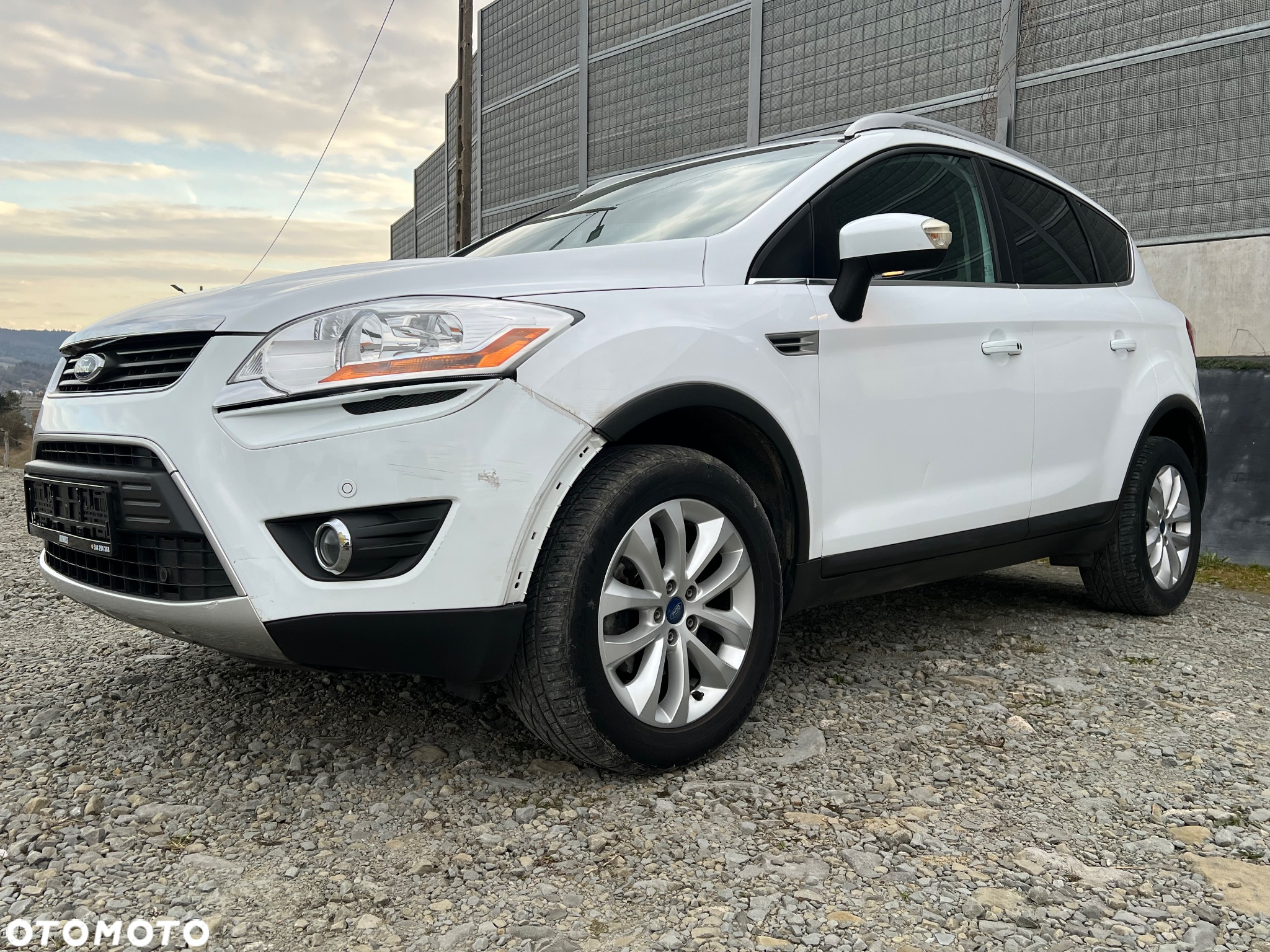 Ford Kuga 2.0 TDCi 4x4 Titanium - 8