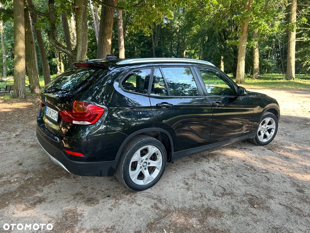 BMW X1 xDrive18d - 11