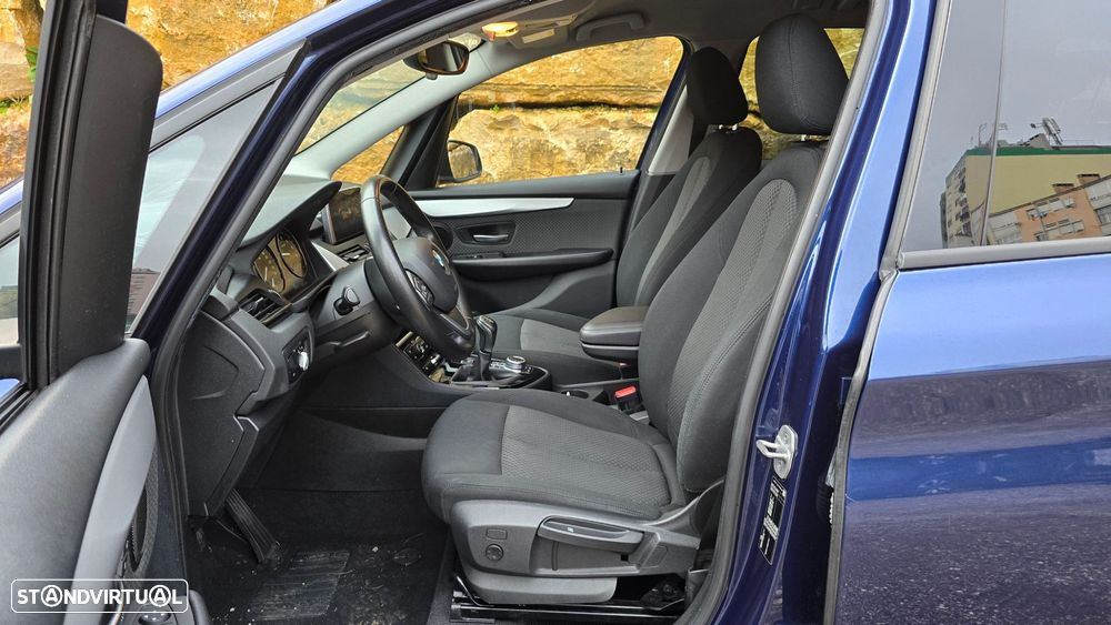 BMW 216 Gran Tourer i 7L Advantage - 32