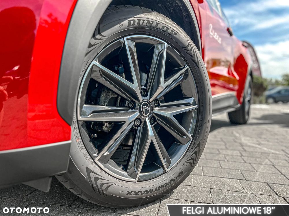 Lexus LBX 1.5 Hybrid Emotion - 7