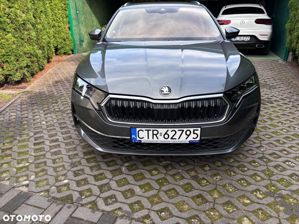 Skoda Octavia 1.5 TSI mHEV Selection DSG - 3