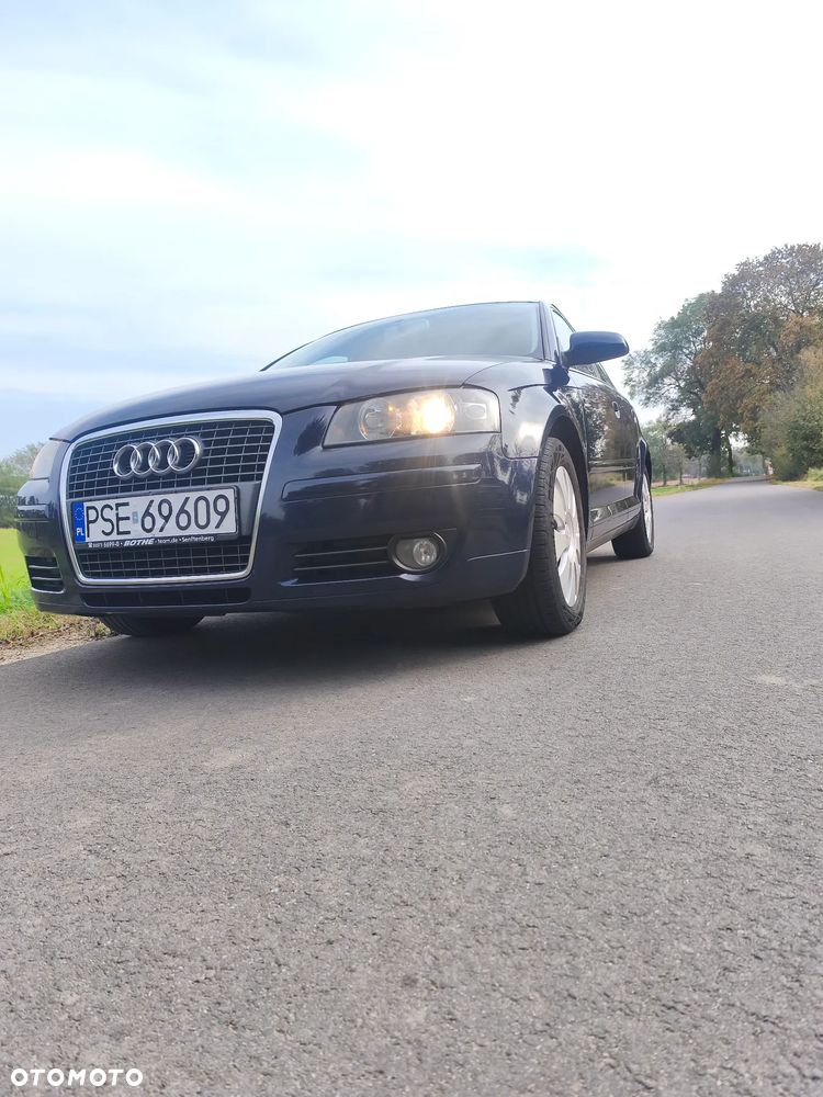 Audi A3 Sportback - 3