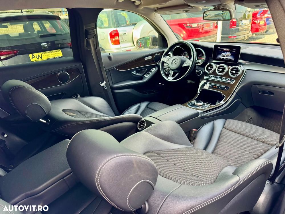 Mercedes-Benz GLC 220 d 4MATIC 9G-TRONIC AMG Line - 11