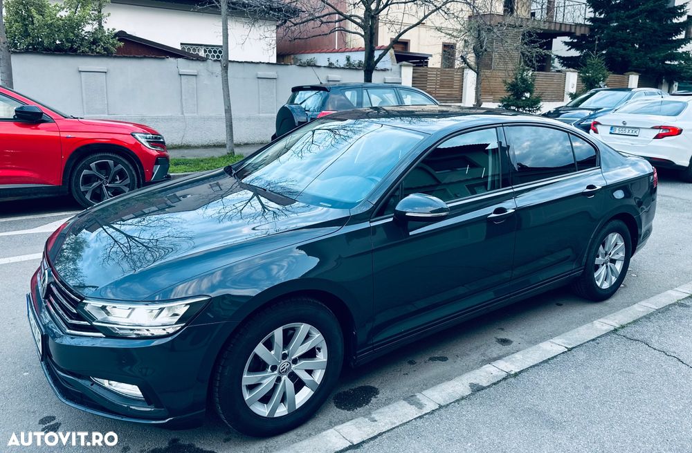 Volkswagen Passat 1.6 TDI DSG Comfortline - 5