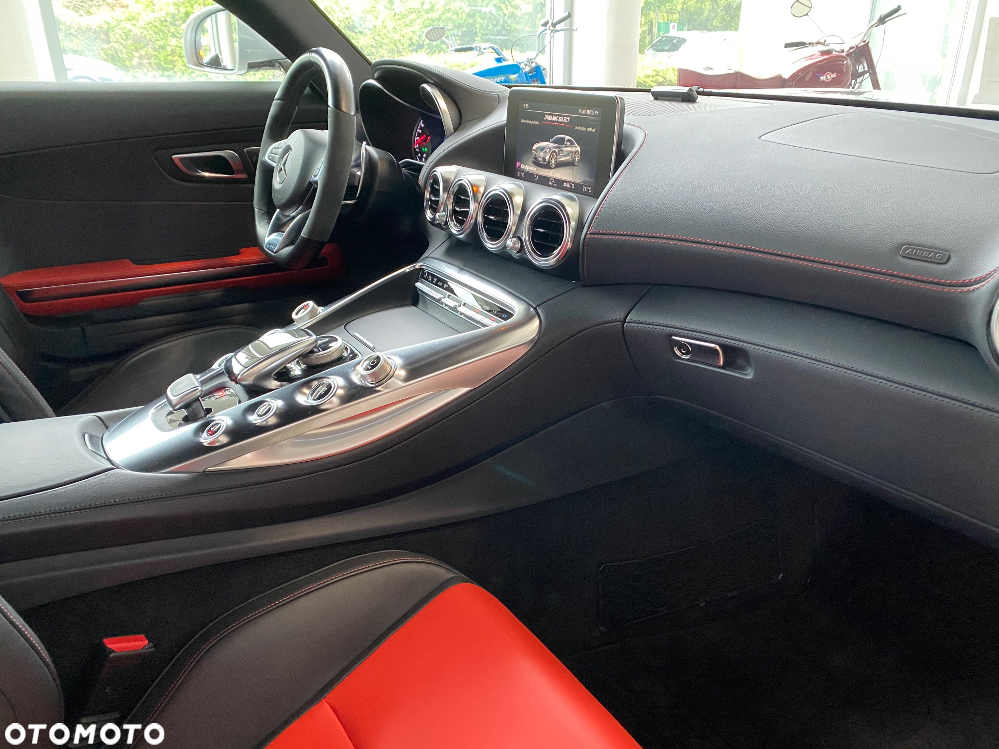 Mercedes-Benz AMG GT Standard - 32