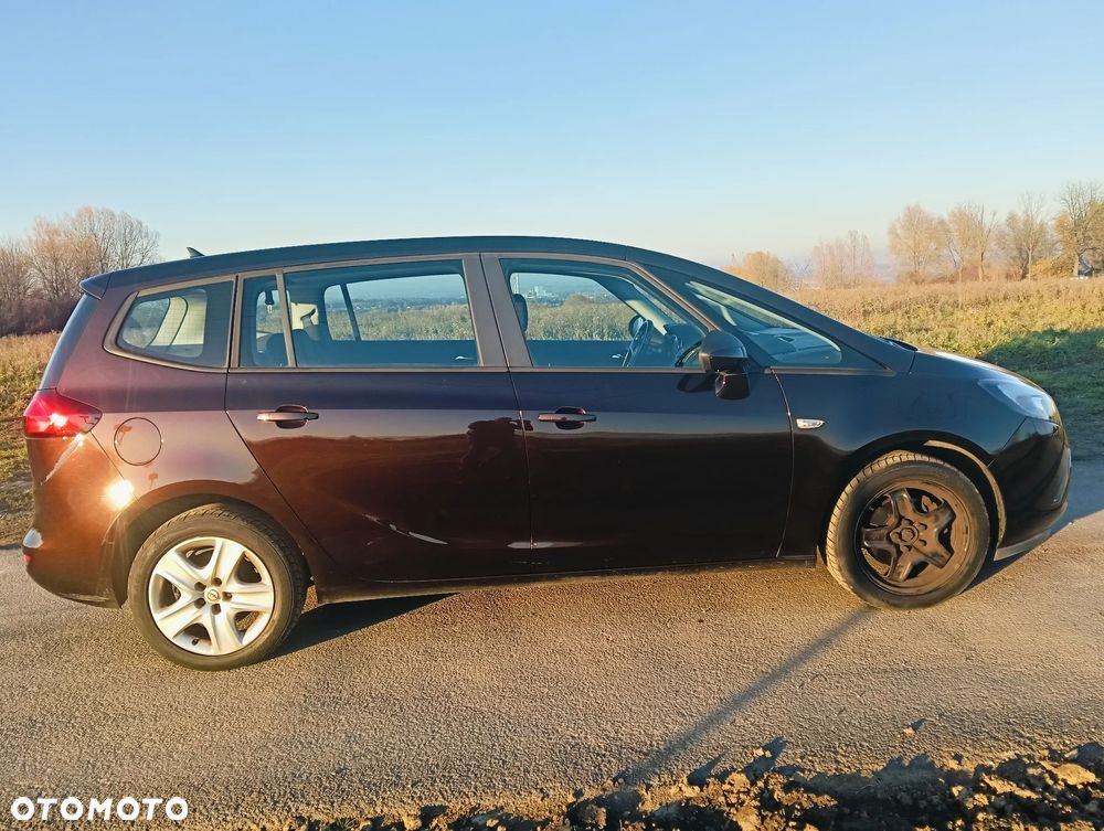 Opel Zafira Tourer 1.4 Turbo drive - 19