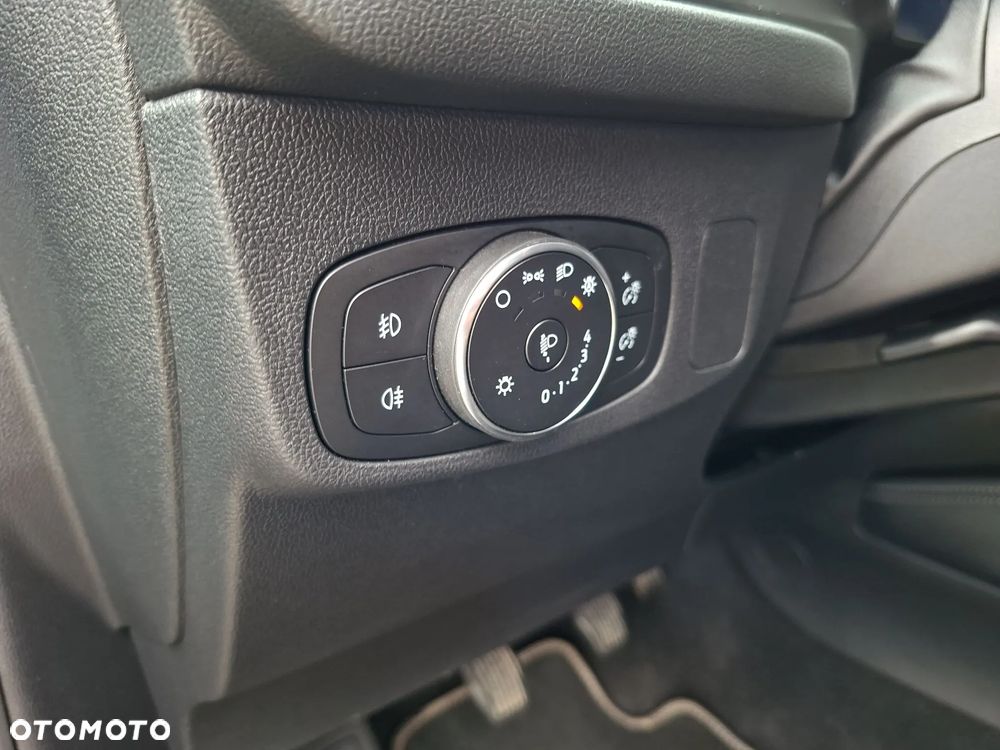 Ford Focus 1.0 EcoBoost mHEV Titanium X - 17
