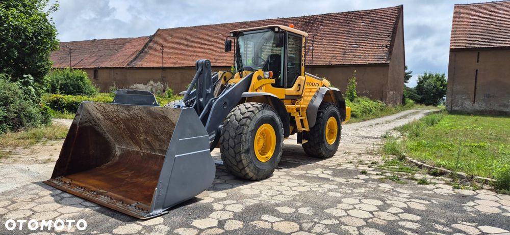 Volvo L 120 F - 3