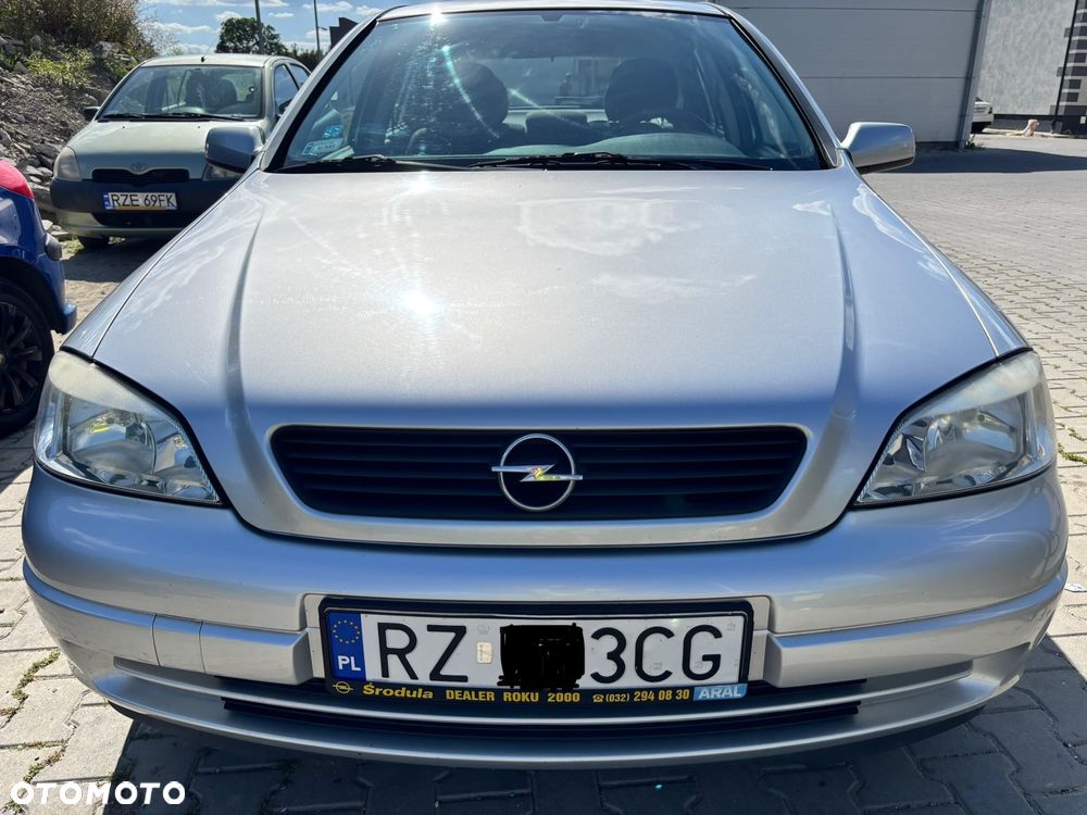 Opel Astra - 11