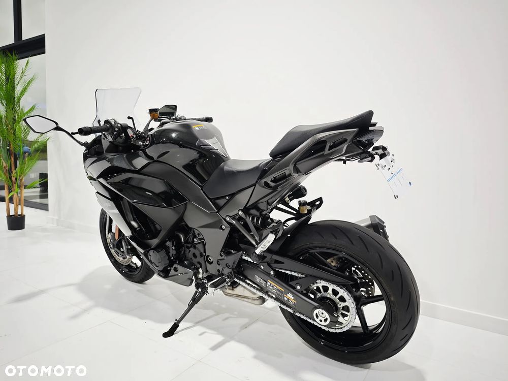 Kawasaki Ninja 1000 SX - 17
