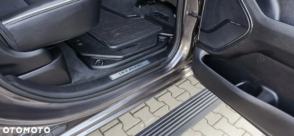 RAM 1500 Crew Cab Limited - 21