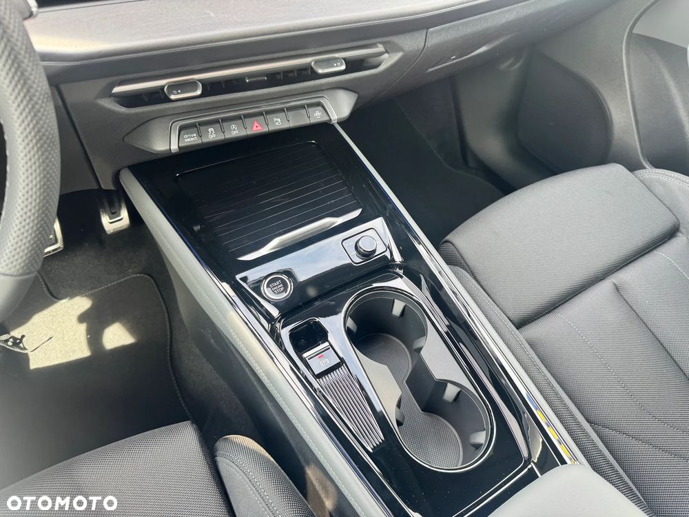 Audi Q3 TFSI mHEV 110 kW S tronic - 24