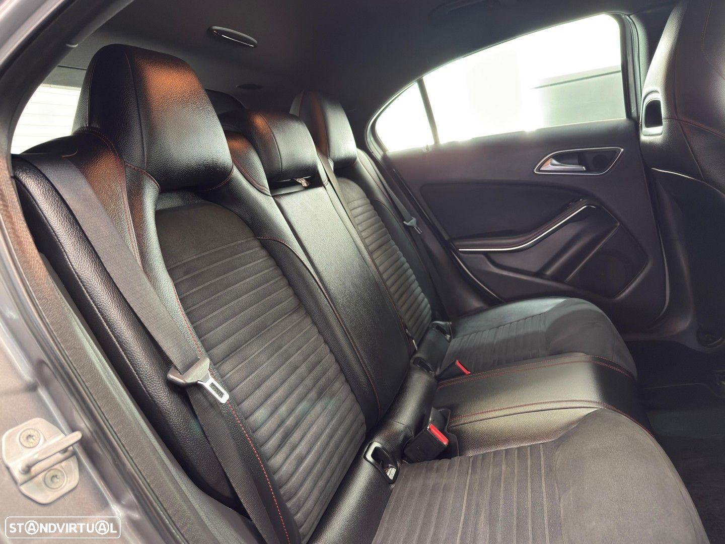 Mercedes-Benz A 200 CDi BE AMG Line - 18