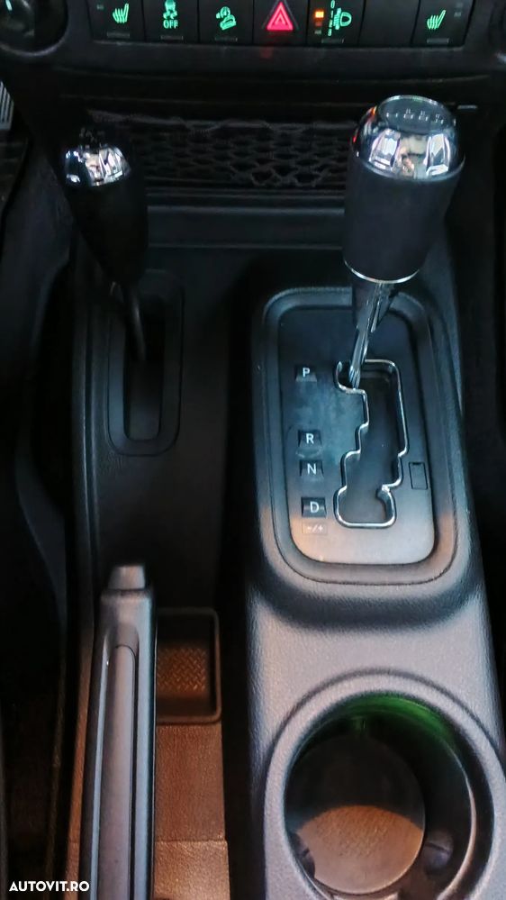 Jeep Wrangler 2.8 CRD AT Sahara - 10