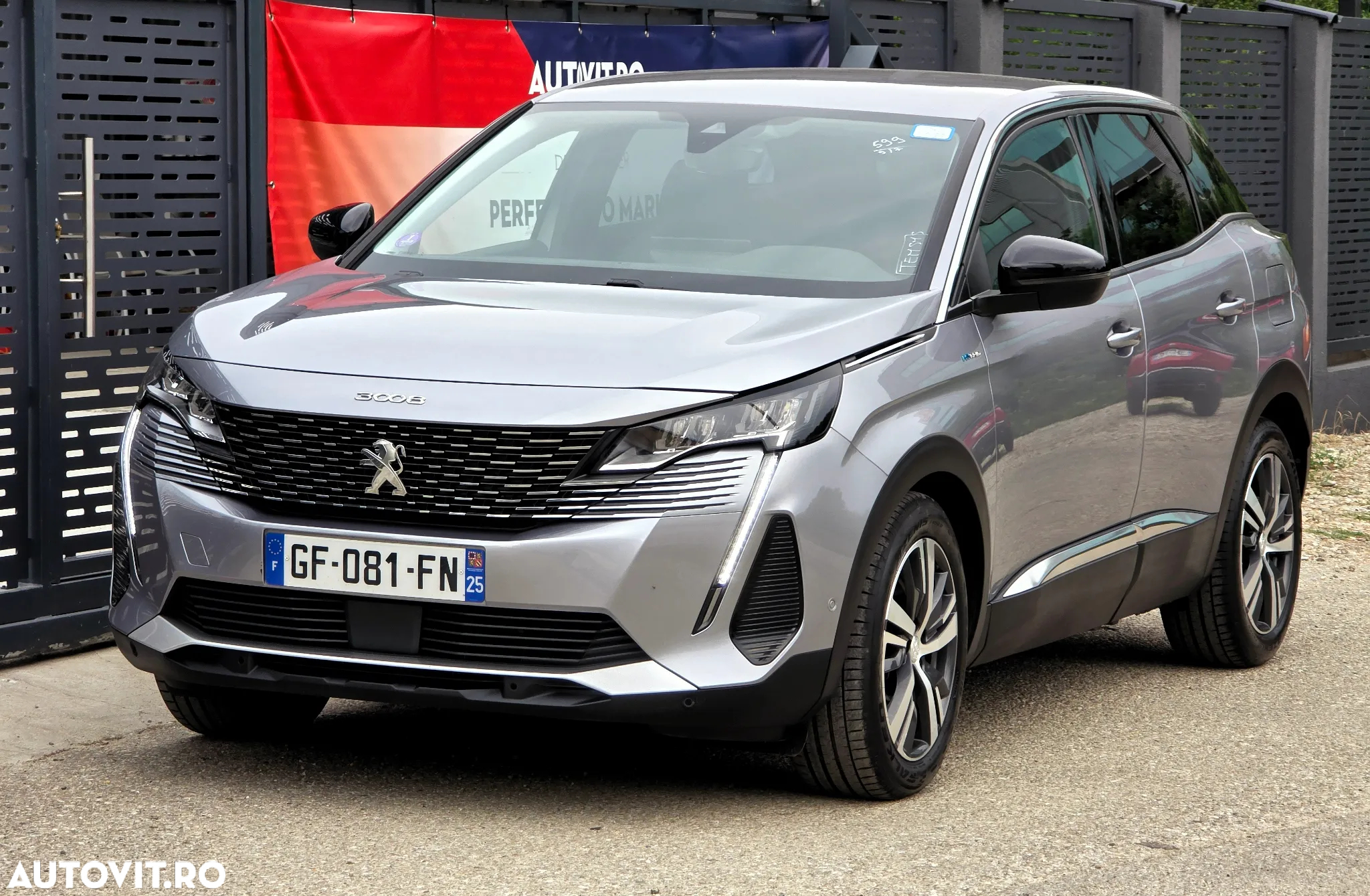 Peugeot 3008 PHEV EAT8 Allure - 9