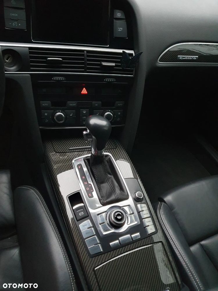 Audi RS6 Avant - 13