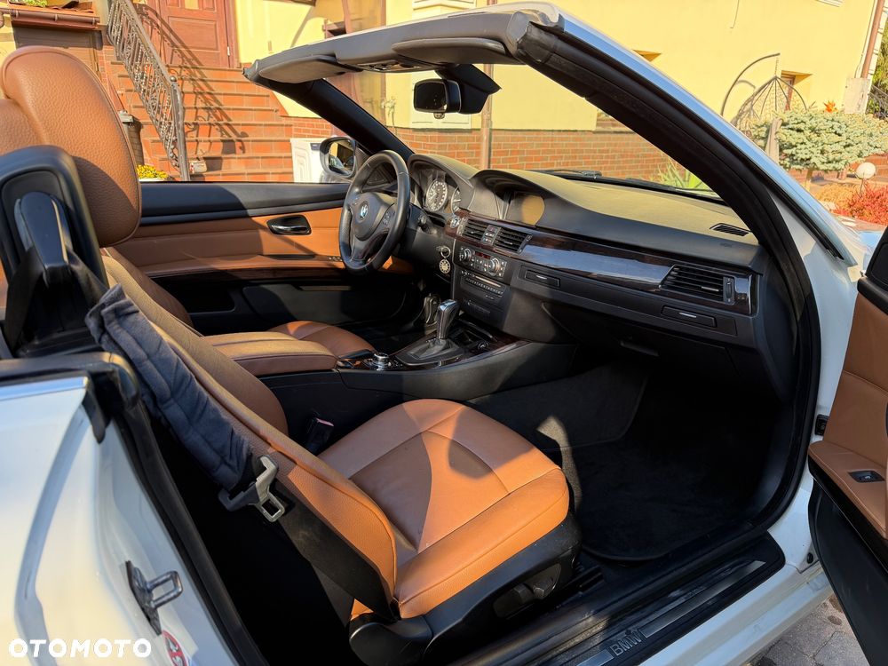 BMW Seria 3 320i Edition Exclusive - 30