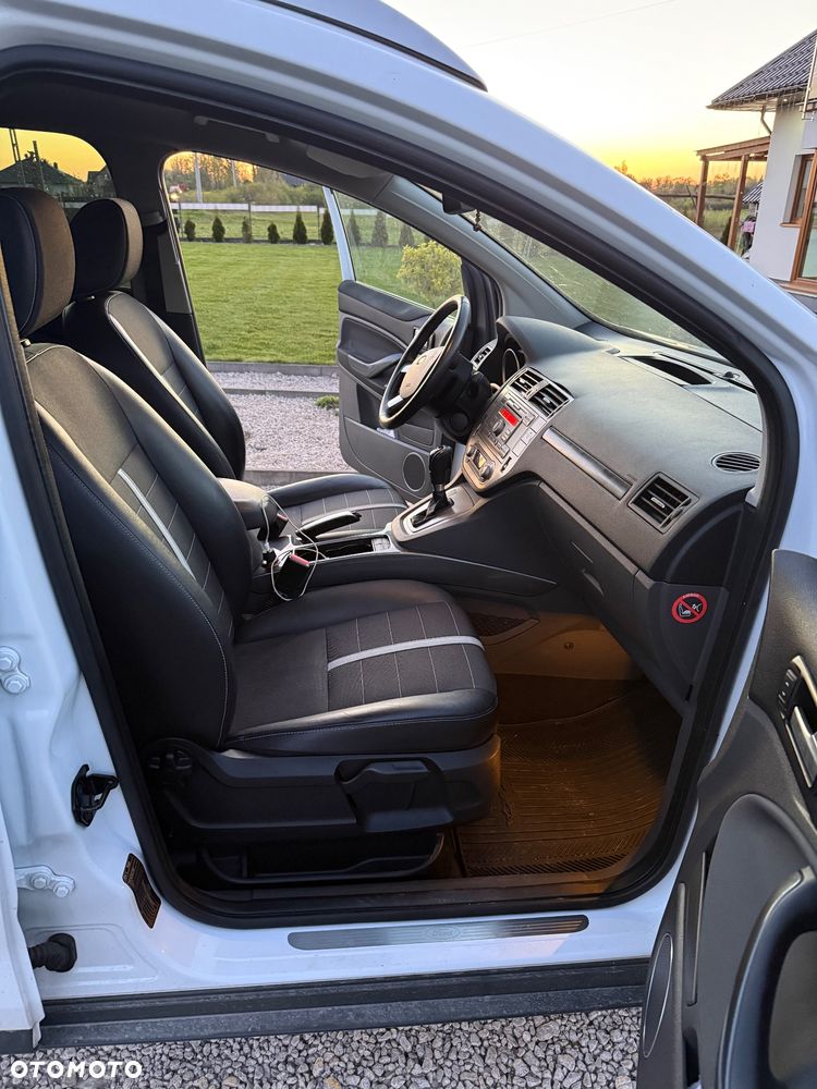 Ford Kuga 2.0 TDCi 4x4 Titanium - 11