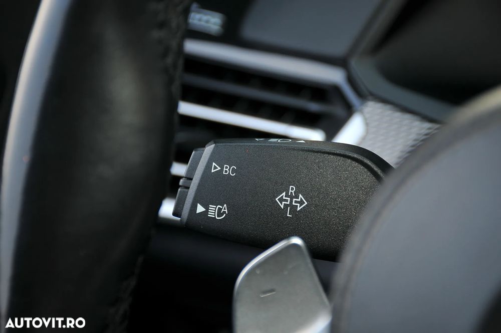 BMW X6 xDrive40d - 33