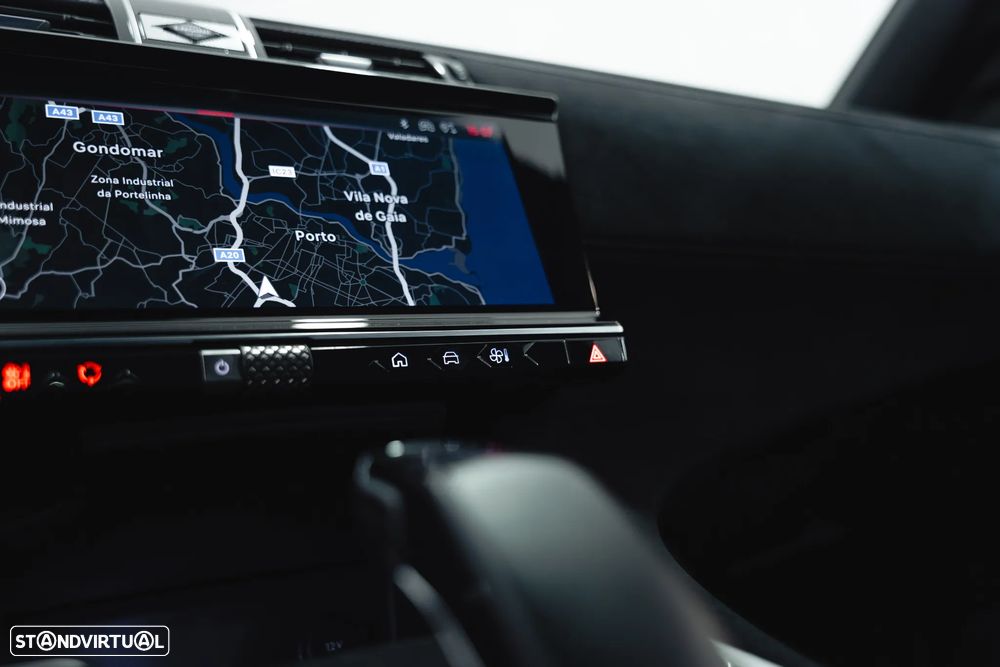 DS DS7 Crossback E-Tense Performance Line EAT8 - 33