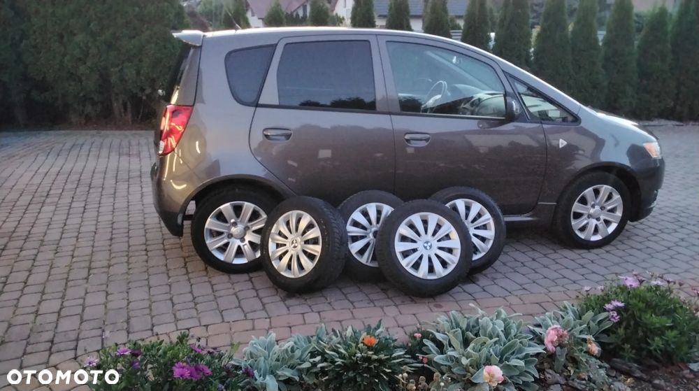Mitsubishi Colt - 14