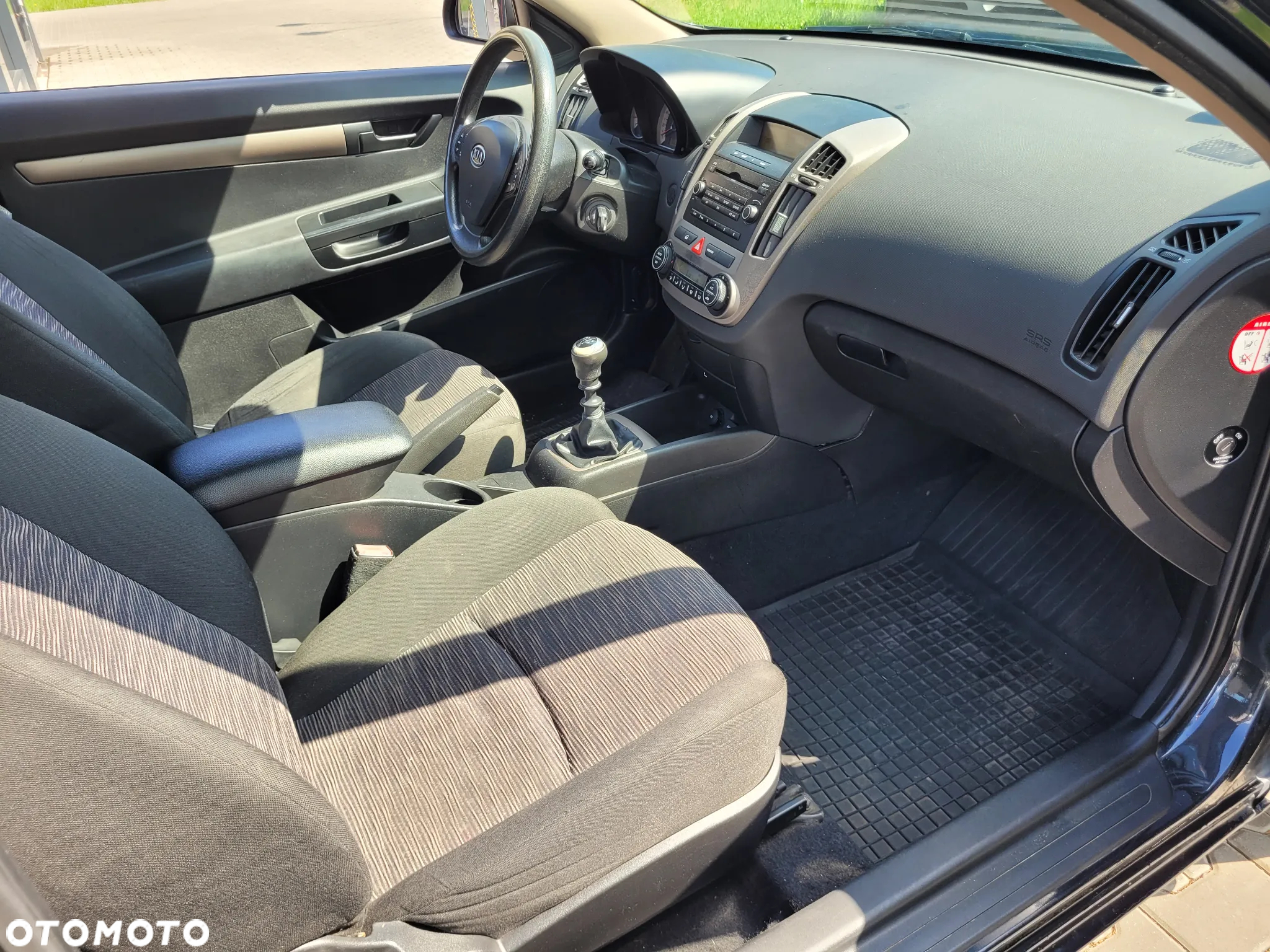 Kia Ceed - 15