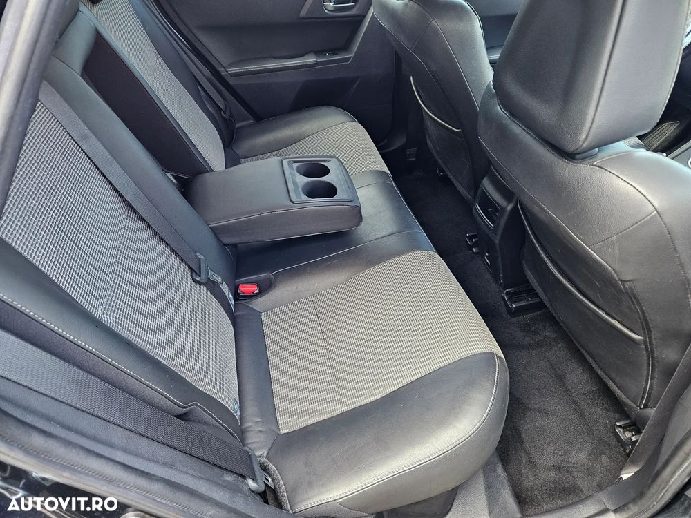Toyota Auris 1.8 L VVT-i Hybrid Sol - 15
