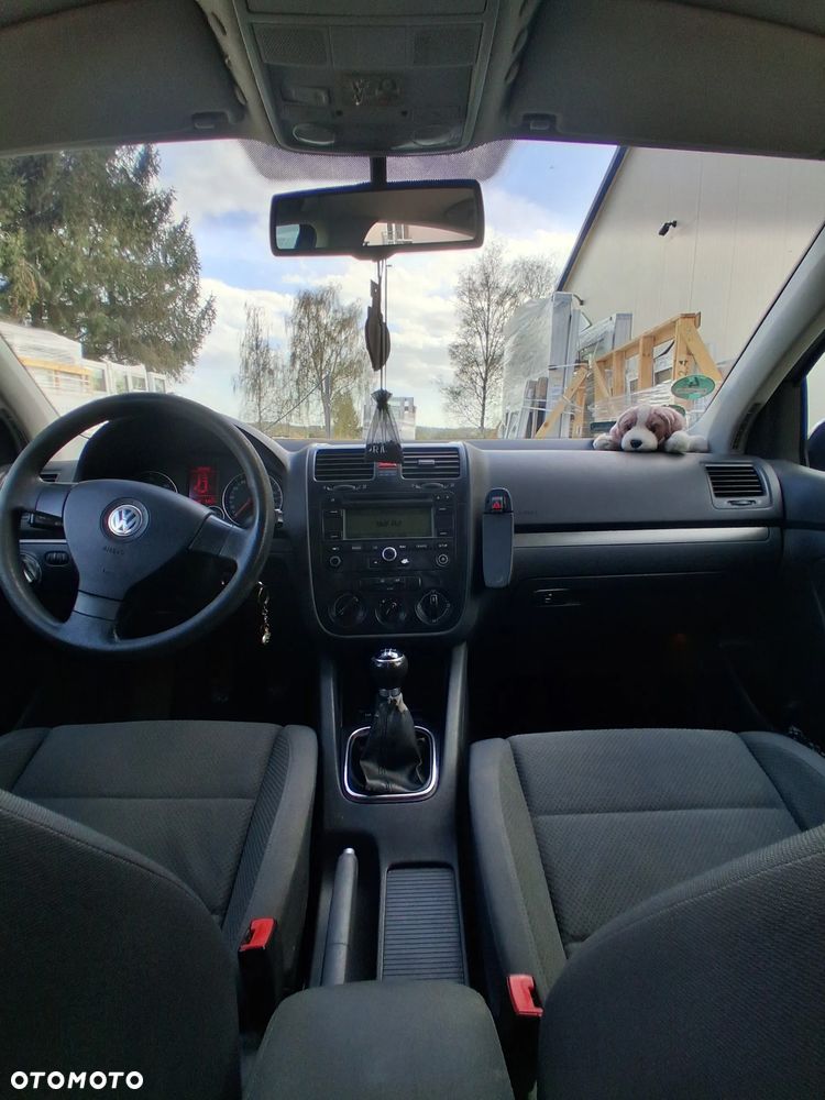 Volkswagen Golf - 2