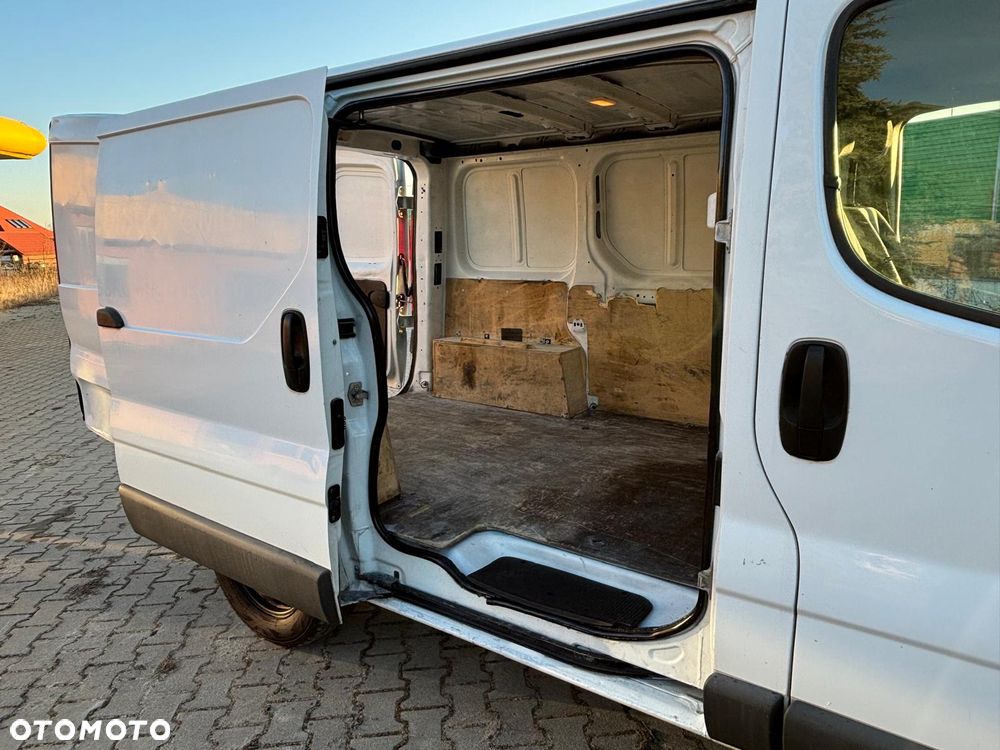 Renault trafic - 13