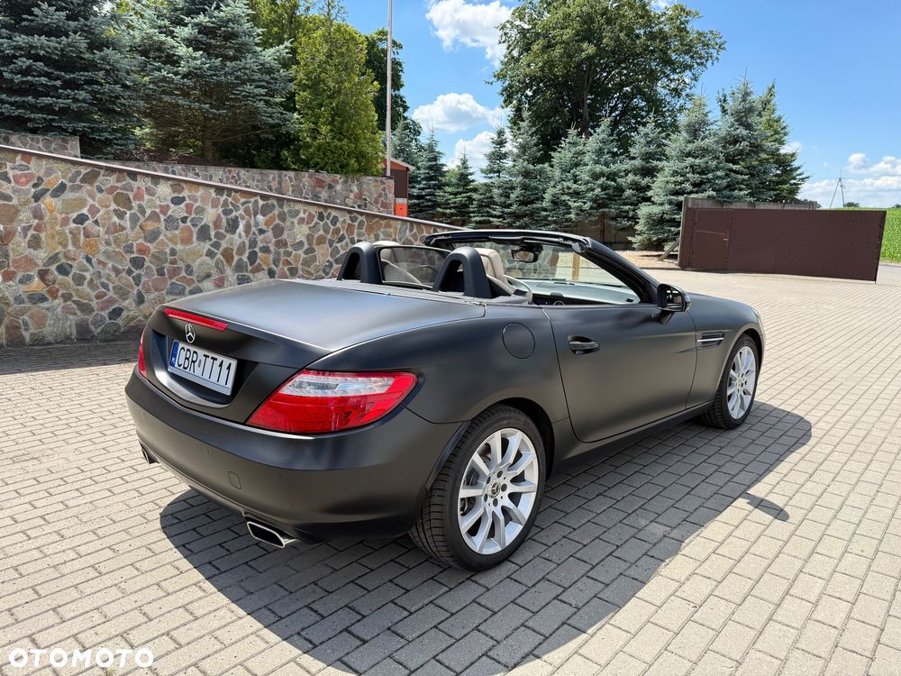 Mercedes-Benz SLK 200 (BlueEFFICIENCY) 7G-TRONIC - 10