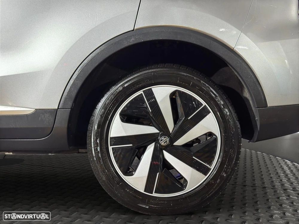 MG ZS - 23