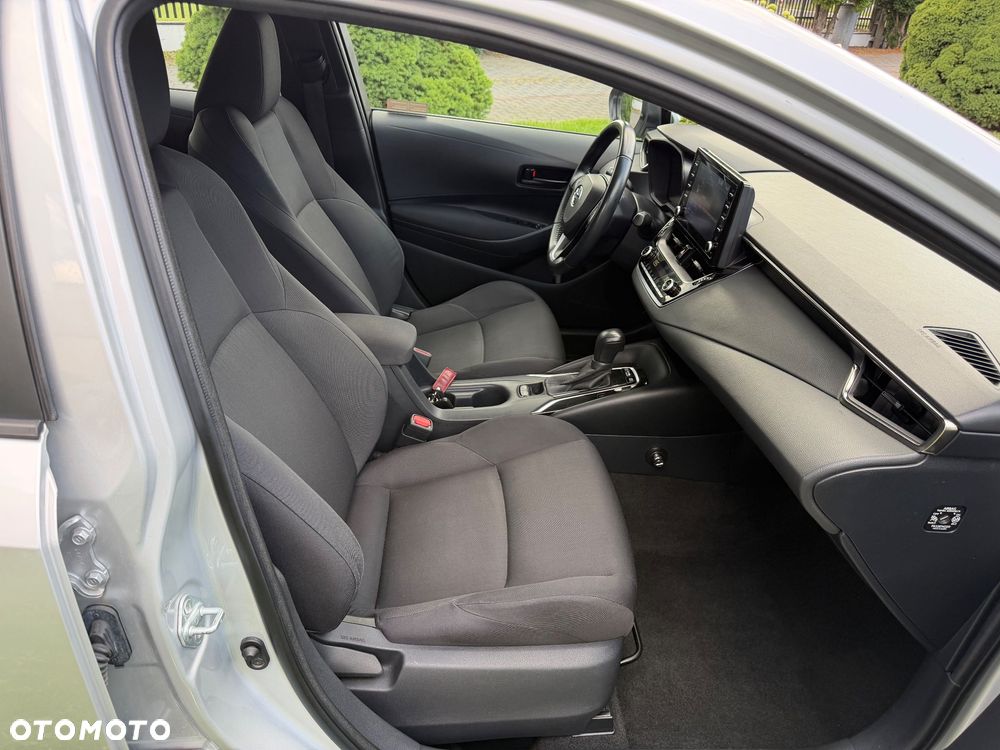 Toyota Corolla 1.8 Hybrid Comfort - 22