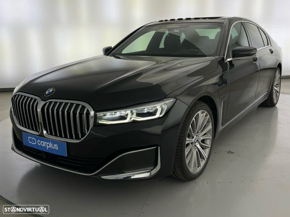BMW 745 e iPerformance Pack M Auto - 23