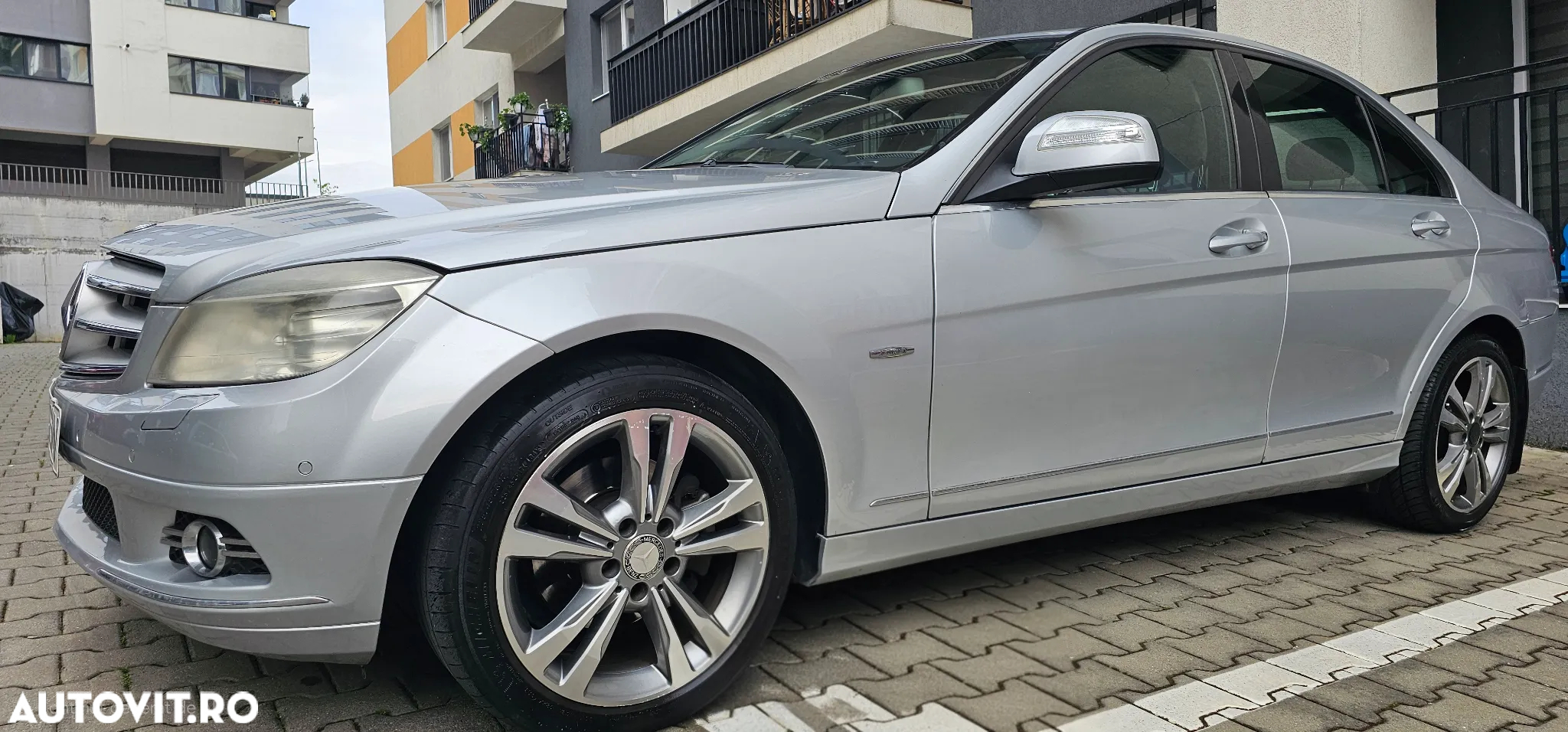 Mercedes-Benz C 220 CDI DPF Automatik Avantgarde - 2