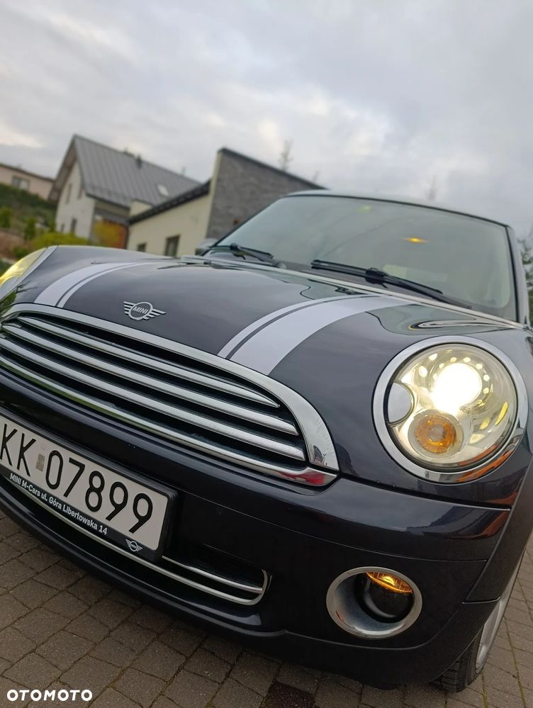 MINI Cooper Standard - 2