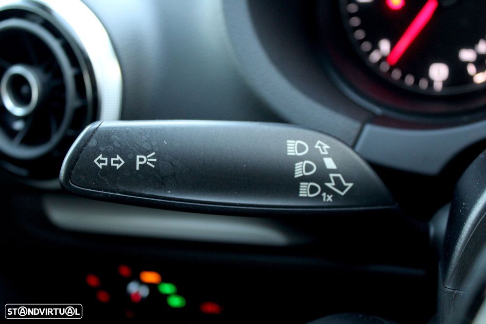 Audi A3 Limousine 1.6 TDI ultra Attraction - 20