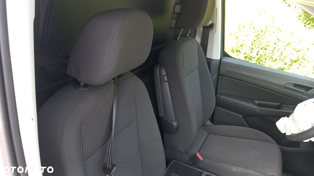 Volkswagen Caddy - 8