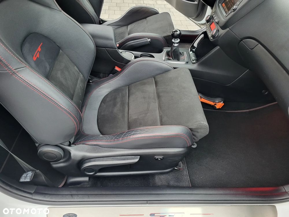 Kia Ceed 1.6 T-GDI GT L - 15