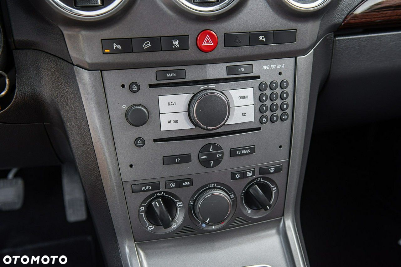 Opel Antara - 22
