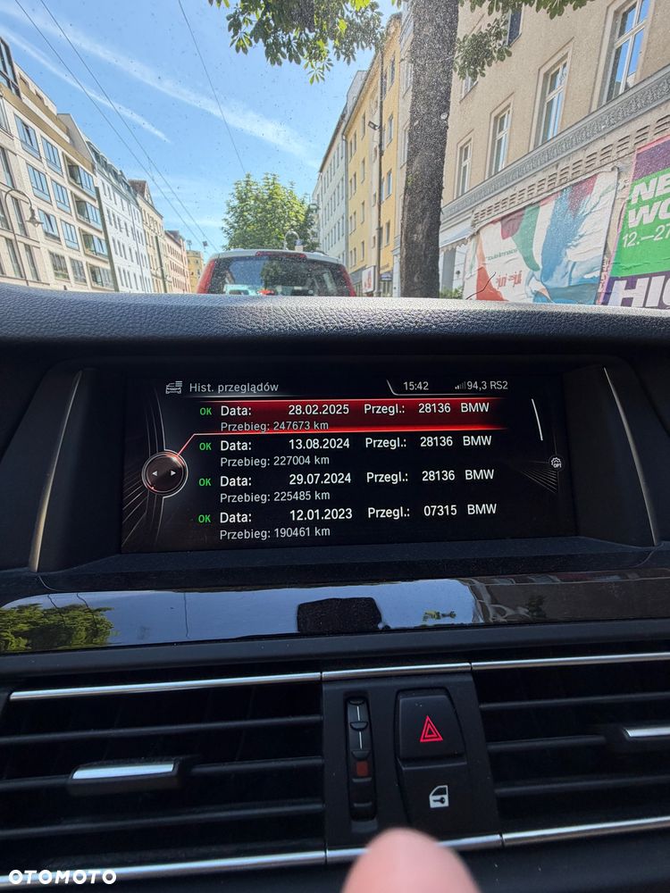 BMW Seria 5 530d xDrive Luxury Line - 18