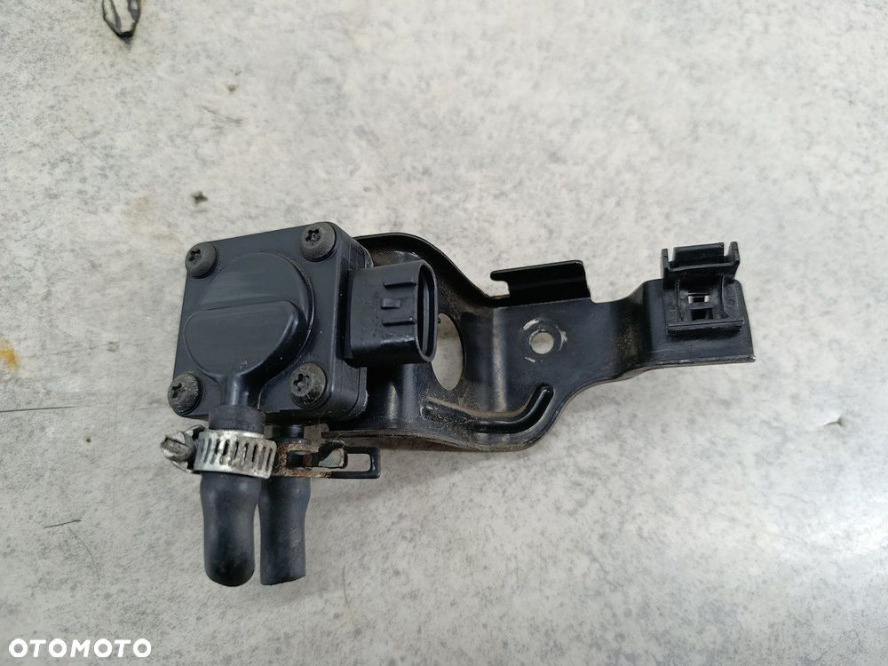 CZUJNIK CIŚNIENIA DPF TOYOTA COROLLA VERSO II 89480-64010 2.2 D-4D - 2