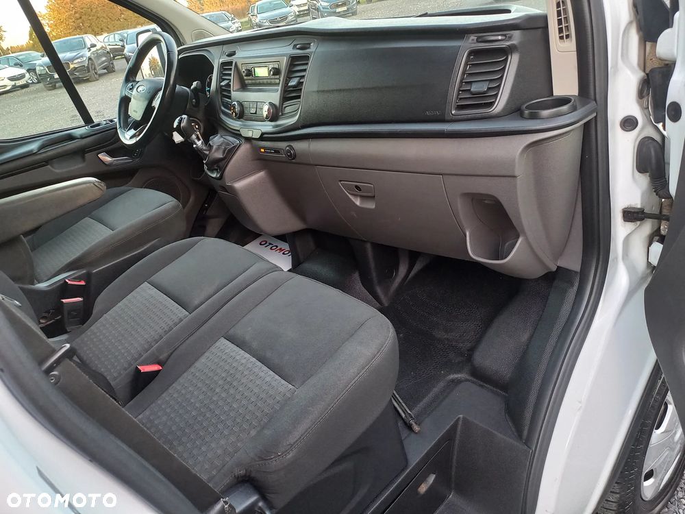 Ford Transit Custom - 23