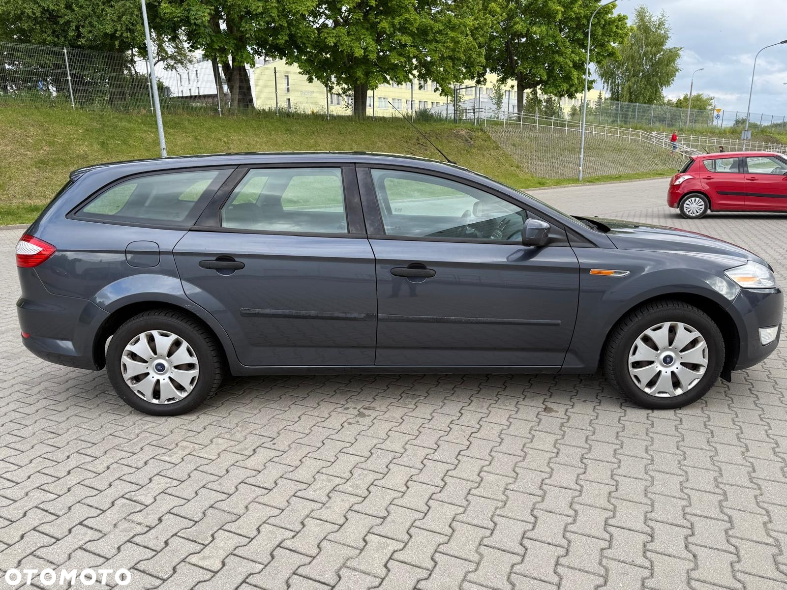Ford Mondeo 2.0 Ambiente - 15